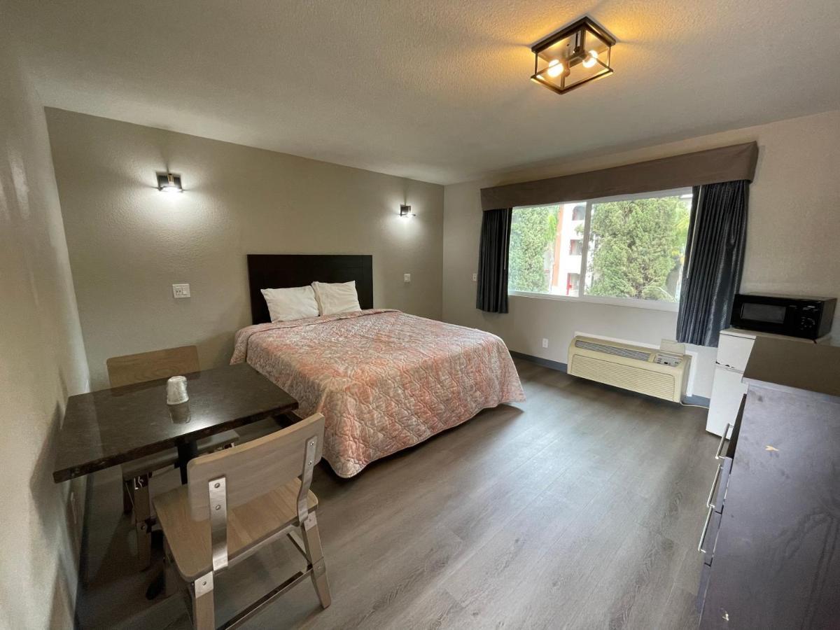 Villa Inn Anaheim Exterior photo